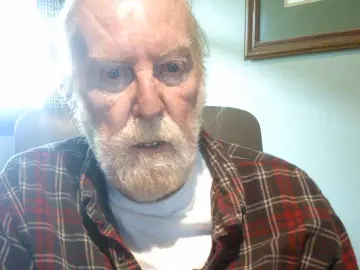 Cam4 Sex Chat of austinbuckeye