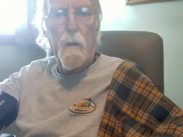 Cam4 Free Porn Cam of austinbuckeye