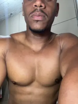 Cam4 Watch Live Sex Cams of Leandr019cm