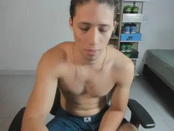 Cam4 Watch Live Sex Cams of Tonnymiller