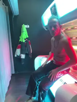 Cam4 Adult Webcam of darksecret_Lar