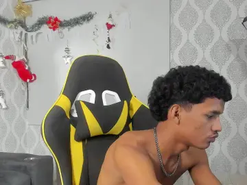 Cam4 Watch Live Sex Cams of Boy_Savoy