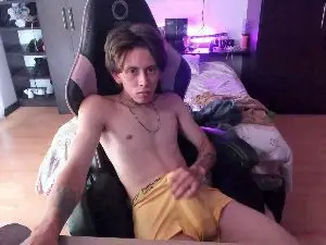 Cam4 Watch Live Sex Cams of XIce_Boy
