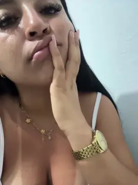 Cam4 Private Sex Chat of larissa350