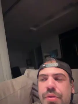 Cam4 Free Live Porn of reis184