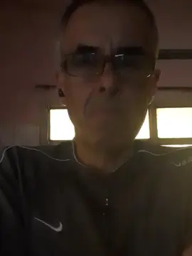 Cam4 Nude Webcam of hugobaires69