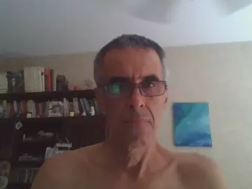 Cam4 Sex Chat of hugobaires69