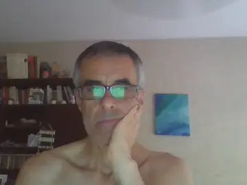 Cam4 Sex Chat of hugobaires69