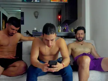 Cam4 Sex Cam of PJstr8_gymbros