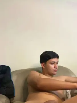 Cam4 Adult Video Chat of Tavinh067