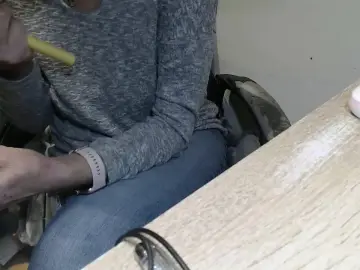 Cam4 Free Live Porn of reifedame59