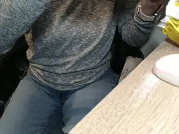 Cam4 Nude Webcam of reifedame59