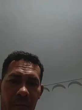 Cam4 Free Live Porn of Juvenil32