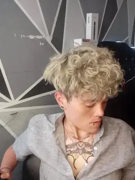 Cam4 Free Porn Cam of Megan222_