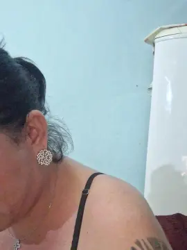 Cam4 Live Porn of lucimaralu82