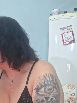 Cam4 Nude Webcam of lucimaralu82