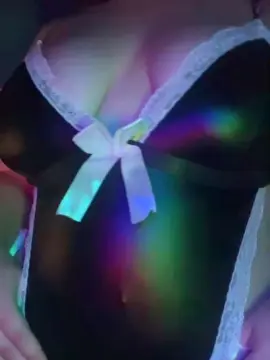 Cam4 Watch Live Sex Cams of Donatella03