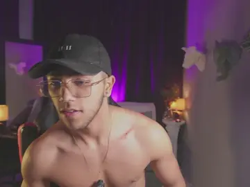 Cam4 Sex Chat of Colstorw_