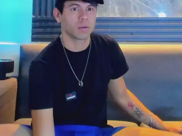 Cam4 Live Sex of Aron_Uzumaki