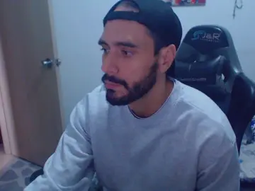 Cam4 Live Sex Cam of samuelgarcia_