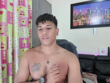 Cam4 Free Live Porn of yoximanuelprime