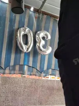 Cam4 Private Sex Chat of Luiy1998_hot