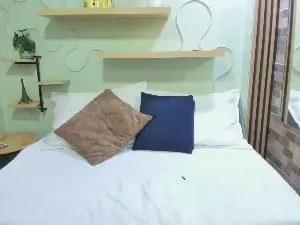 Cam4 Sex Chat of Sarah_Clars