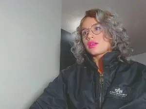 Cam4 Adult Webcam of scarlett_rouse