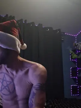 Cam4 Live Sex of KingCole2390