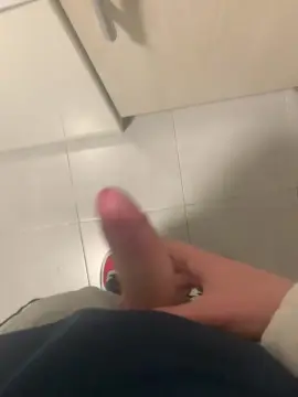 Cam4 Sex Cam of Alexitwink19