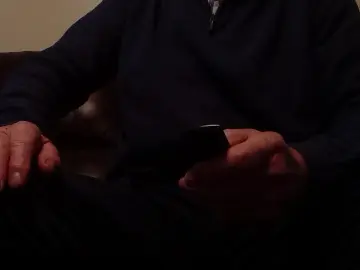 Cam4 Live Porn of Drachiro