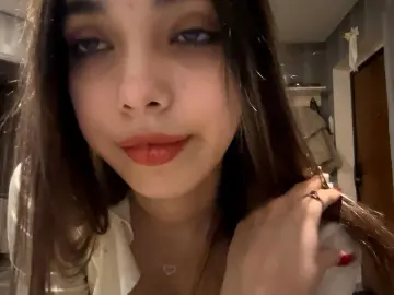 OdessaRiggi from cam4