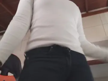 Cam4 Live Sex Cam of Bombomepimenta