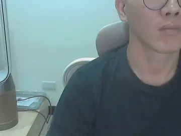 Cam4 Watch Live Sex Cams of kskiro