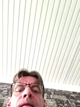 Cam4 Live Sex Cam of Loverboy505050