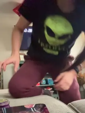 Cam4 Adult Video Chat of BananaPeelGirl