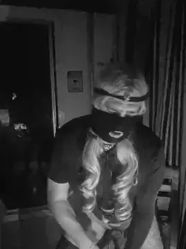 Cam4 Sex Cam of brunasissydoll