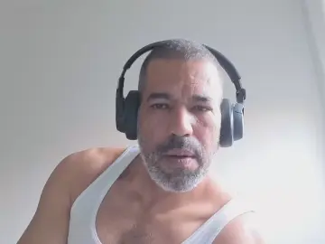 Cam4 Live Sex of costevergon7