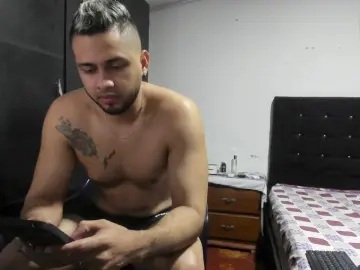 Cam4 Live Sex Cam of Ryan_xc