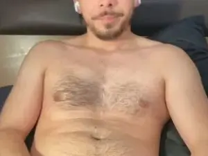 Cam4 Free Porn Cam of maxi_qq