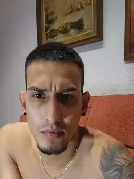 Cam4 Sex Chat of Andrewxxx9