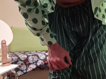 Cam4 Live Sex of remi06