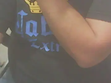 Cam4 Free Porn Cam of robertcancun