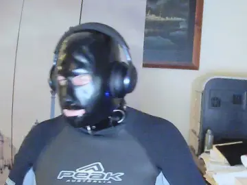 Cam4 Free Live Porn of RubberGimpDrone