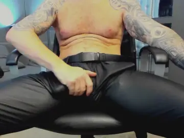 Cam4 Adult Webcams of AronGrant