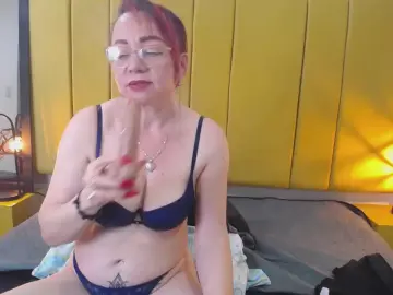 Cam4 Best live sex cam show of Lupita223