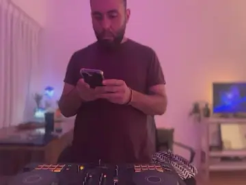 Cam4 Free Live Porn of domfetishx