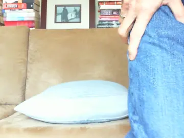 Cam4 Free Porn Cam of triguysea