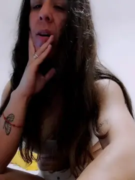 Cam4 Sex Chat of Agustinalatina