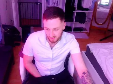 Cam4 Private Sex Chat of Keviiios